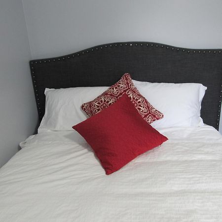 Luxury Suites At Military Trail 토론토 외부 사진